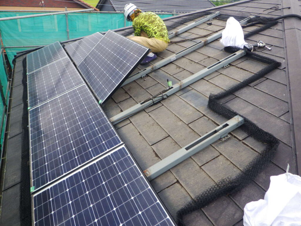 パネルの取り外し中です