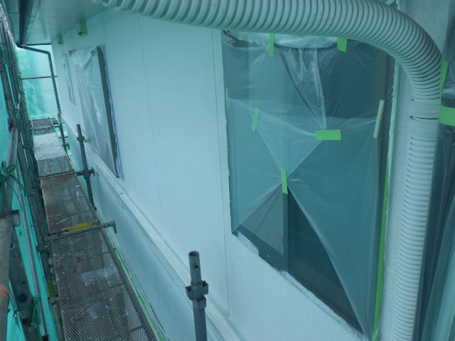 下塗り塗装が終了しました