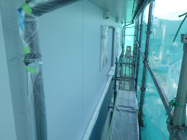 中塗り塗装終了です