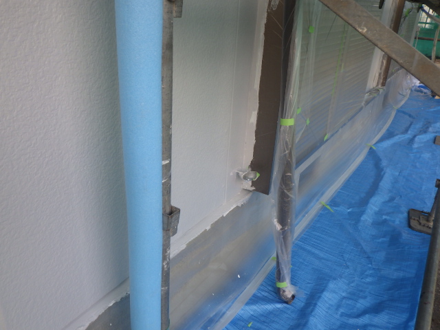 下段の中塗り終了です