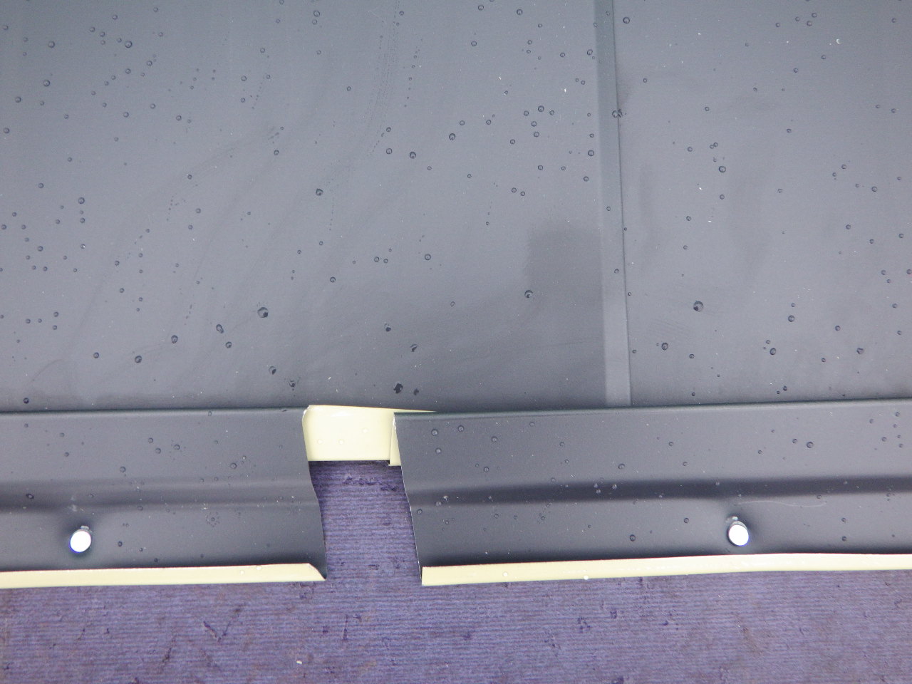 ルーフ同士の繋ぎです