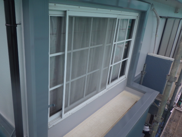 付帯部の２回目塗装終了です