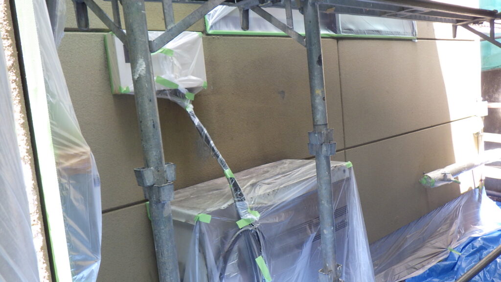 外壁塗装用の養生が終了しました