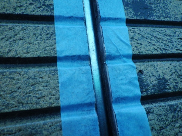 シーリング用の養生をしました