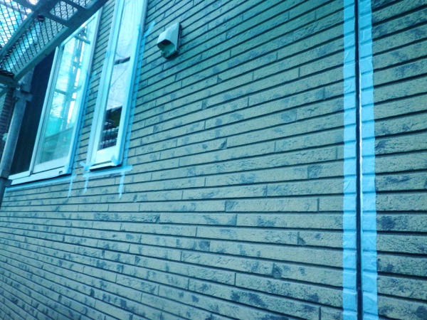 シーリング用の養生をしました