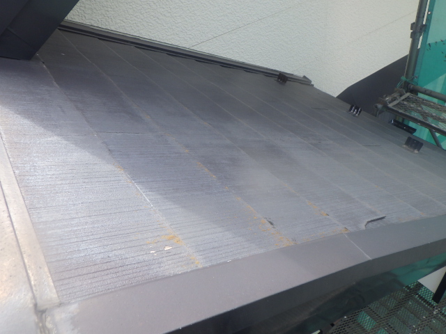 ケラバ板金の破損個所です