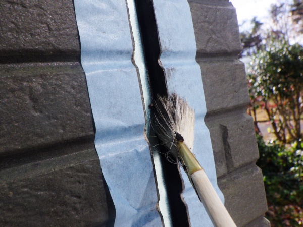 プライマー塗布中です