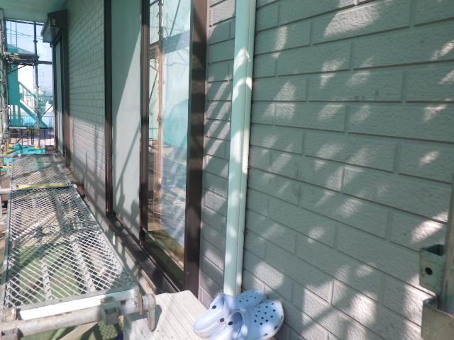 高圧洗浄後の下段外壁の状態です