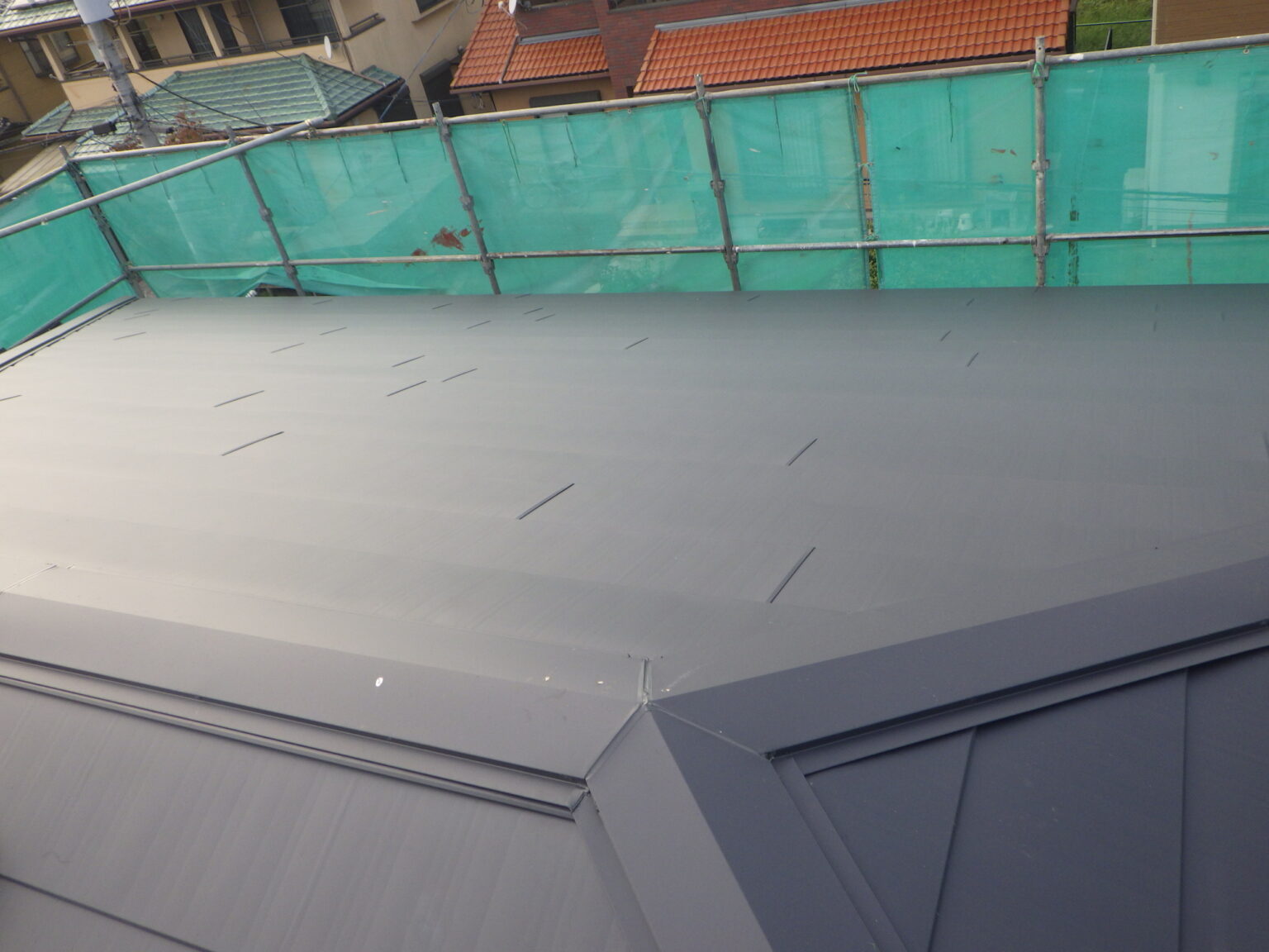 東面の完工です