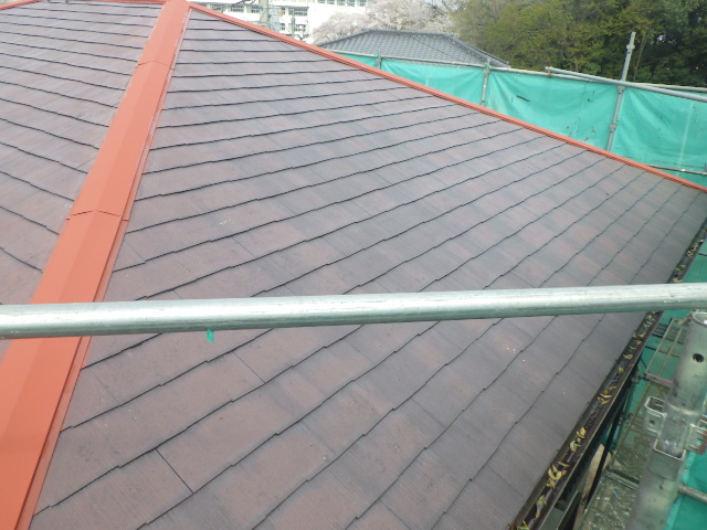 屋根下塗り塗装終了です