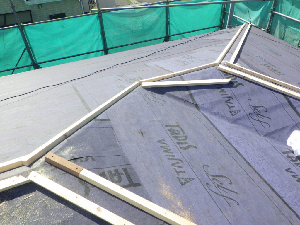 板金下地の取り付け終了です