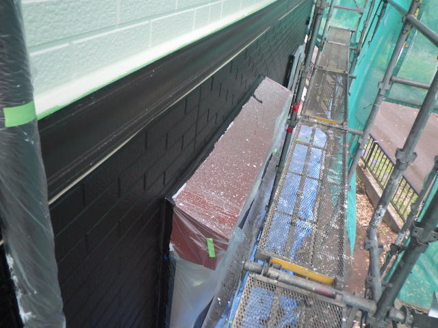 外壁の上塗り塗装終了です