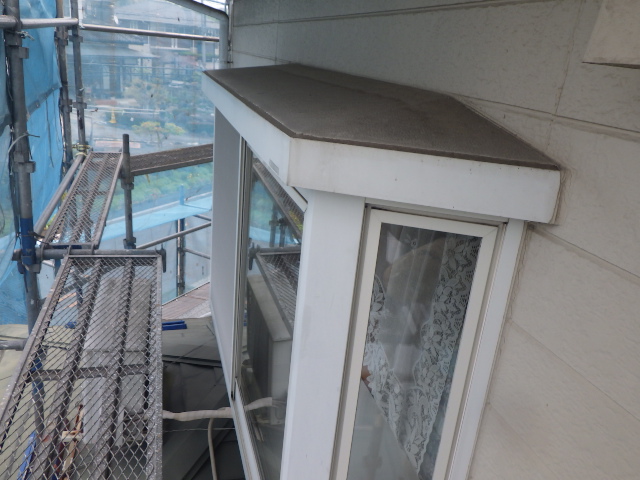 施工前の出窓天板です
