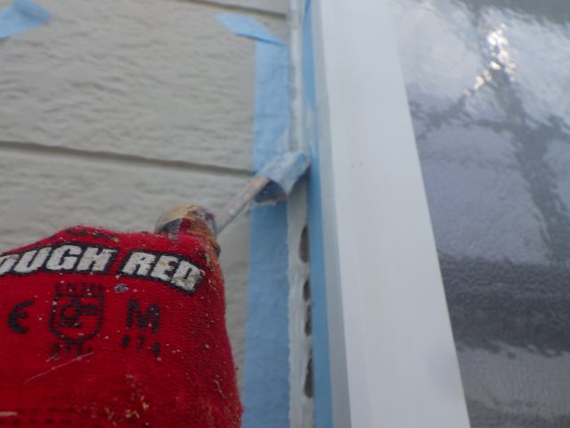 シーリングの打ち替え中です