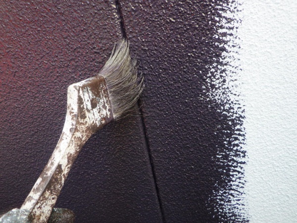 幕板上段の中塗り塗装中です