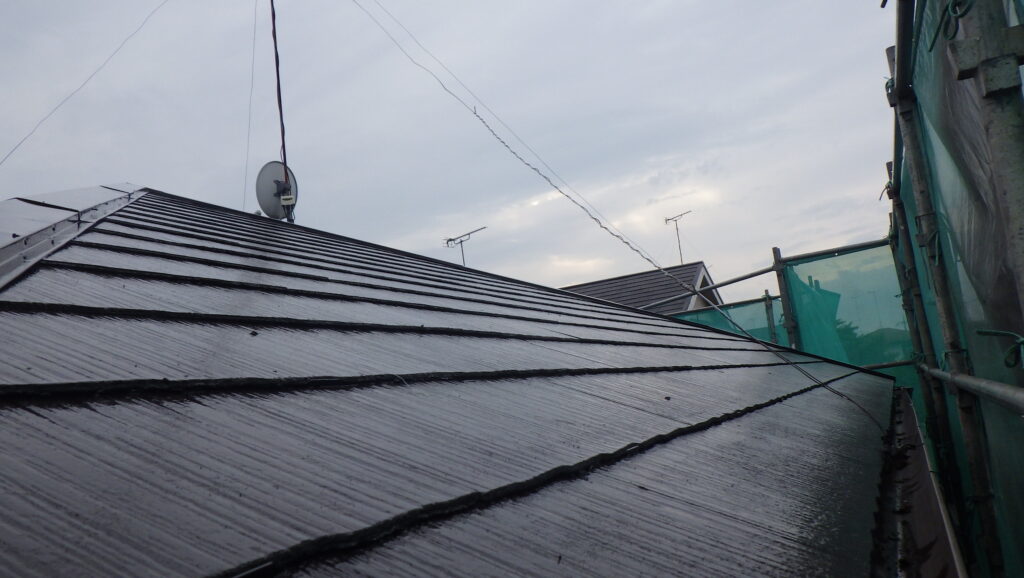 大屋根上塗り塗装終了です