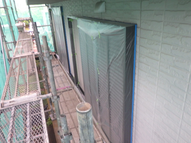 窓養生をしました