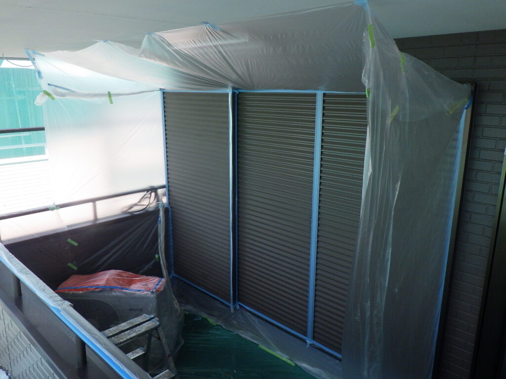 吹付塗装用の養生をしました