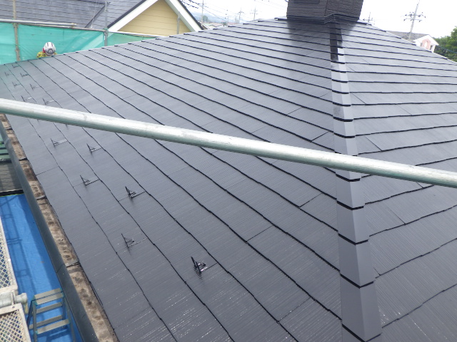 屋根上塗り終了です