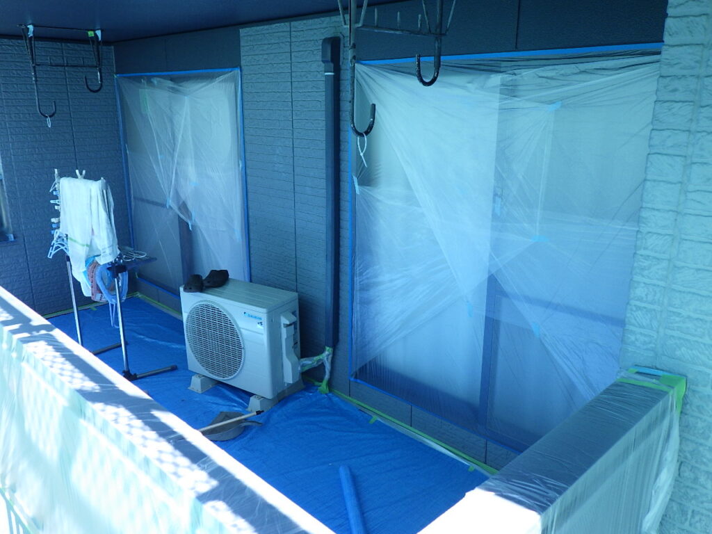 外壁塗装用の養生が終了しました