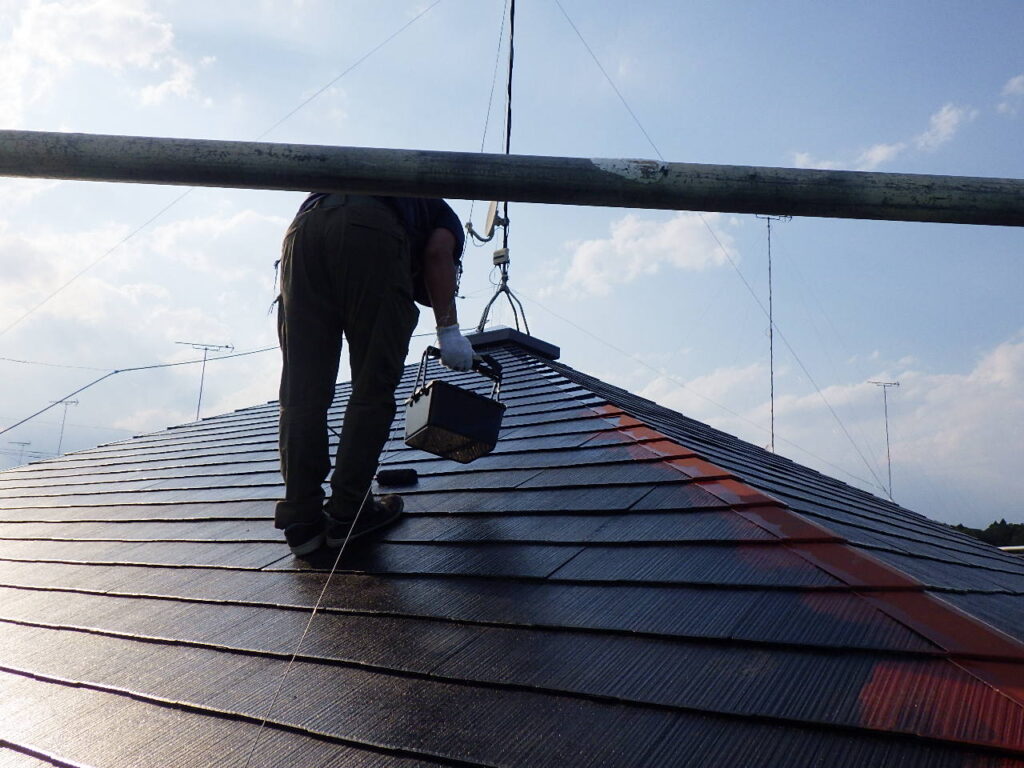 中塗り塗装中です