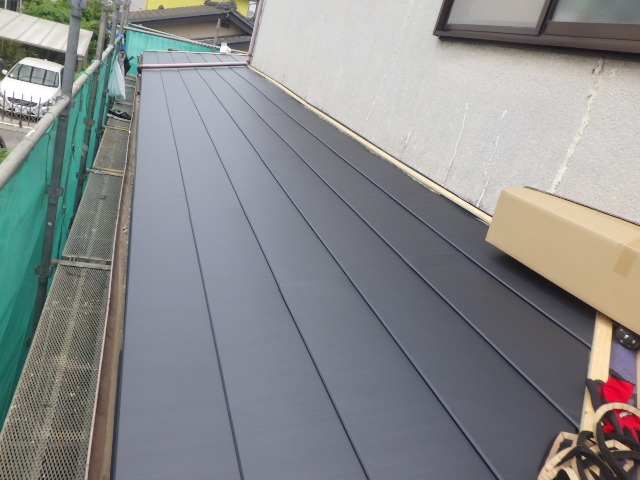 ルーフ貼り付けが終了しました