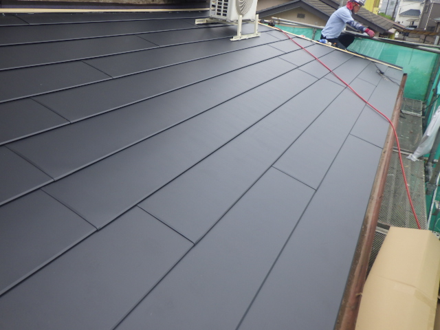 ルーフ貼り付けが終了しました