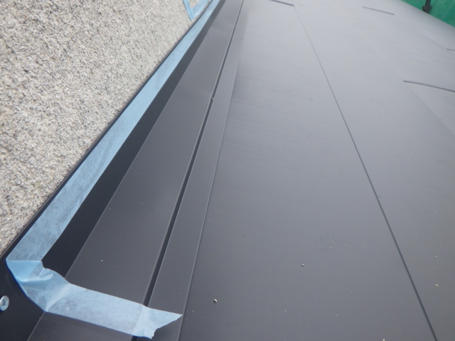 シーリング用養生をしました