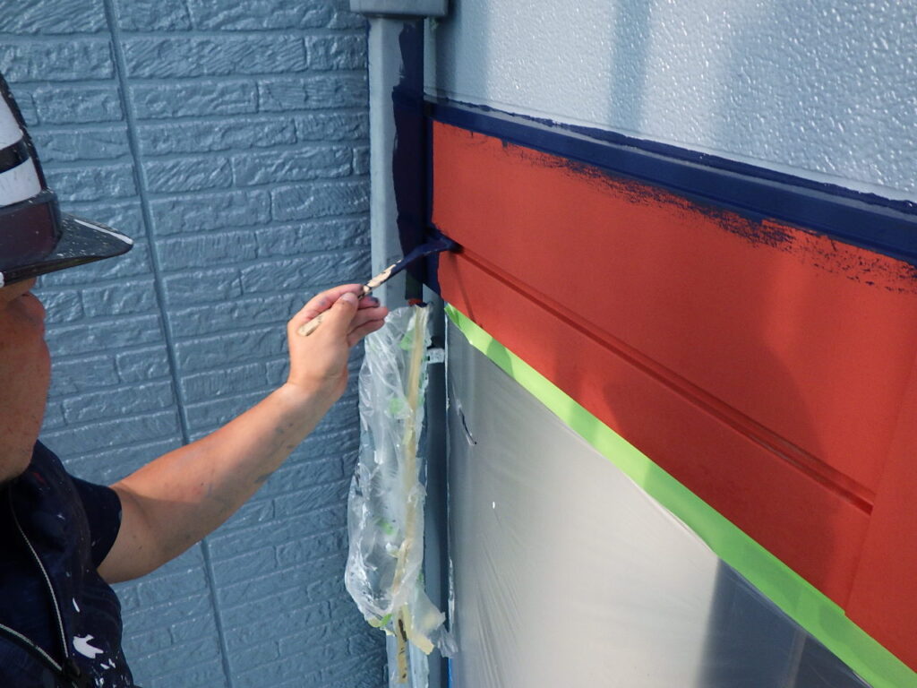 幕板中塗り塗装中です