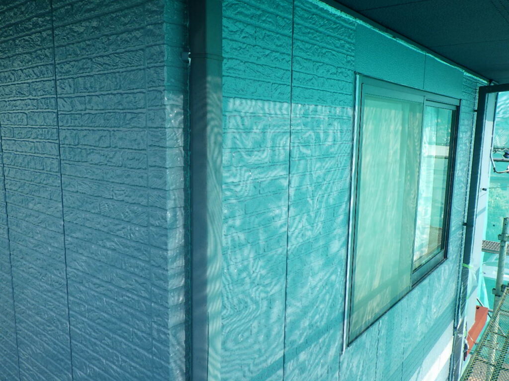 外壁上塗り塗装終了です