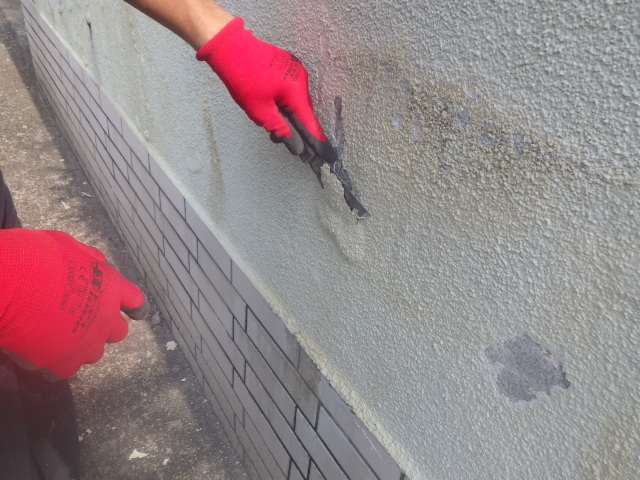 門塀のケレン中です