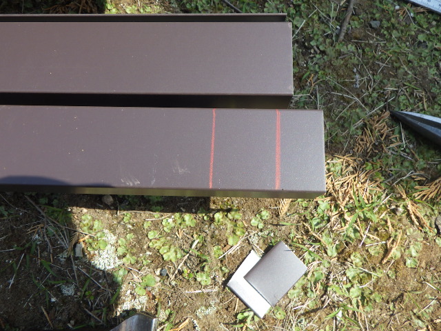 カッパの加工中です