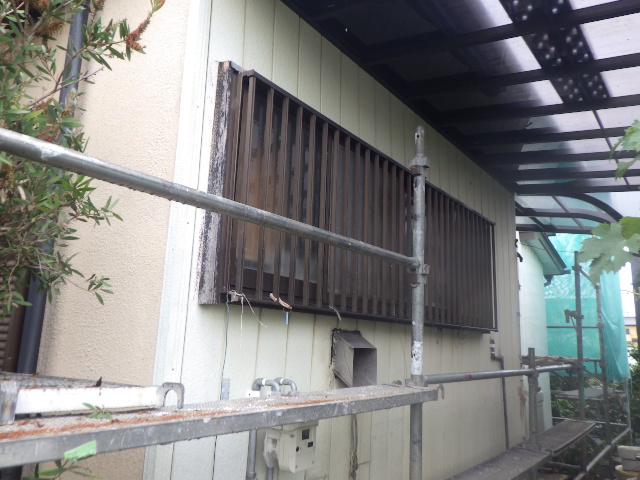 高圧洗浄後の１階外壁の状態です