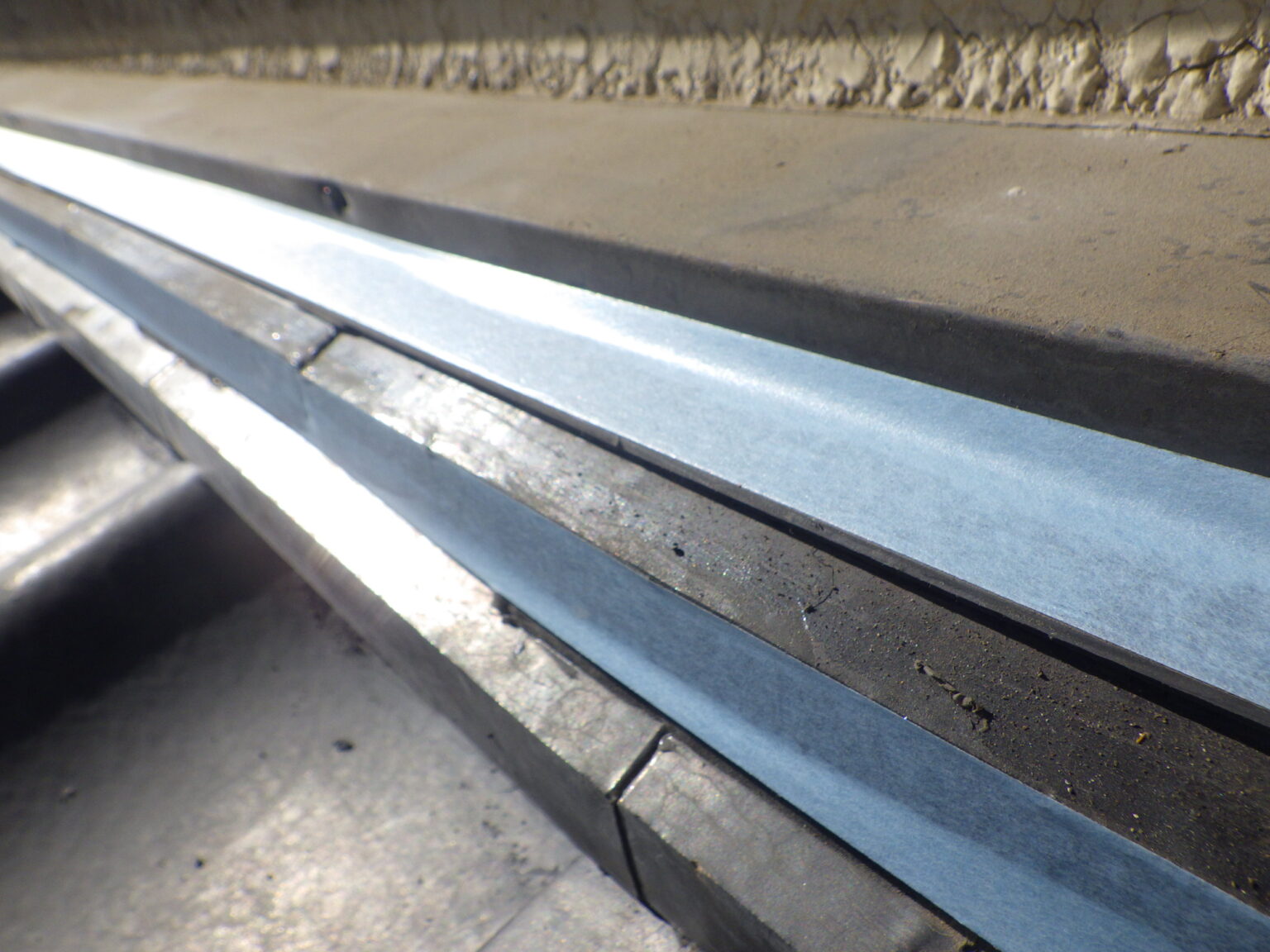 シーリング養生です