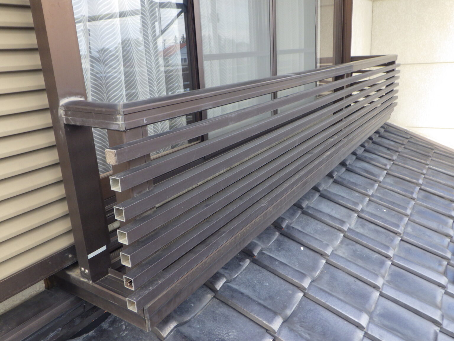 手摺の戻し完了です