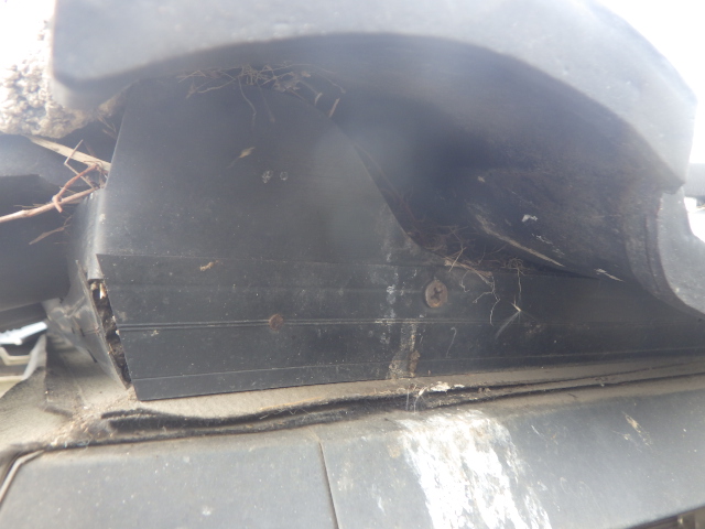 施工前のスズメ口の状態です