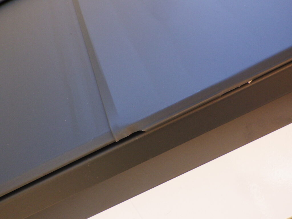 軒先の納まりです