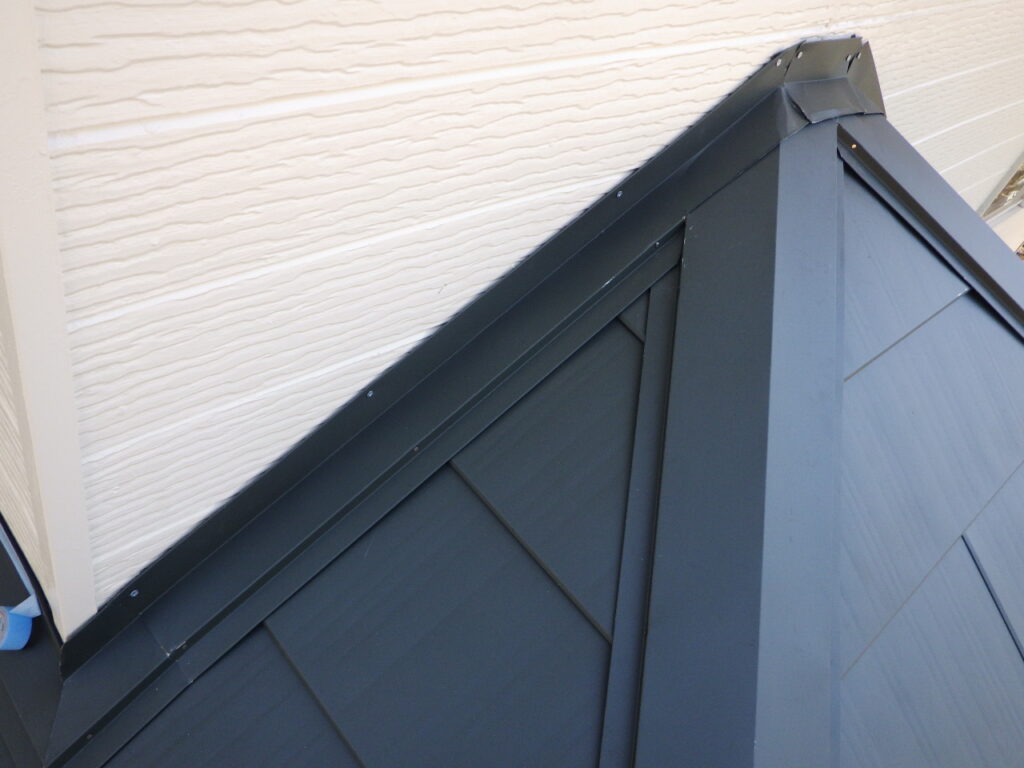 壁水切りを取り付けました