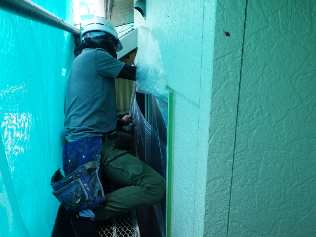 窓の養生をしました