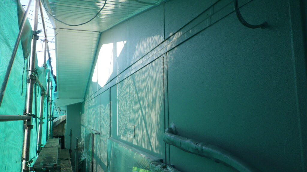 外壁上塗り塗装終了です