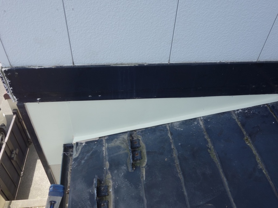 外壁剥離した箇所を修繕工事