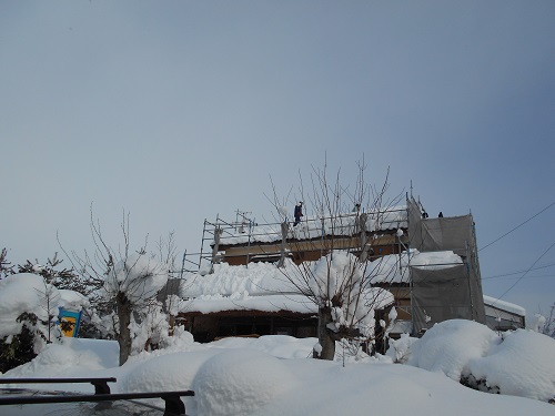 雪　屋根　解体　撤去　瓦