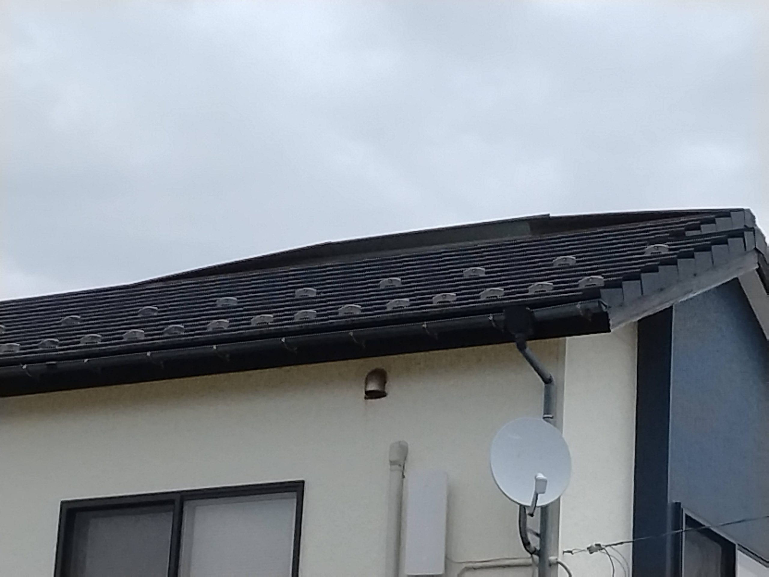 棟板金飛散　応急処置