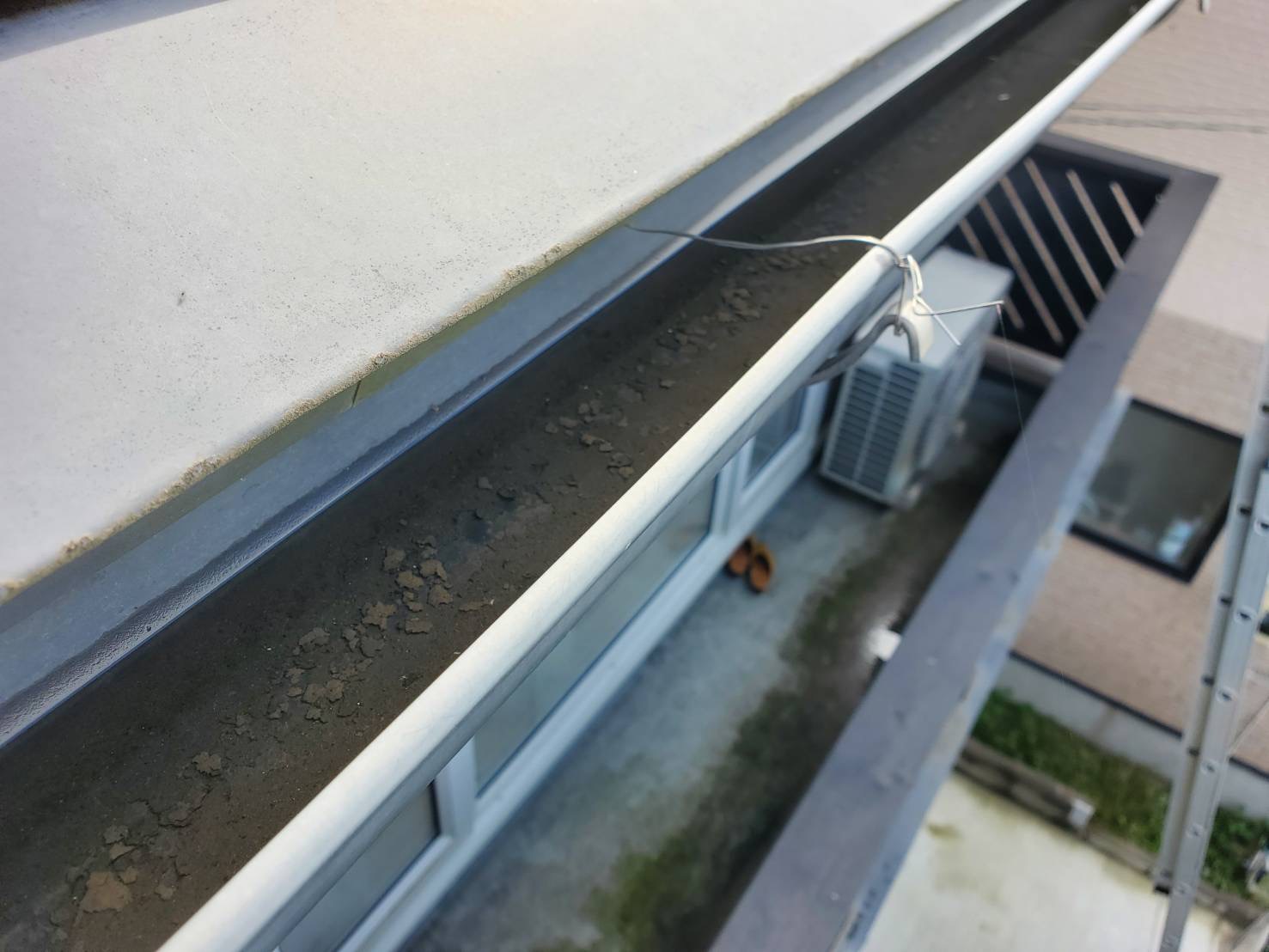 軒樋金具打ち直し