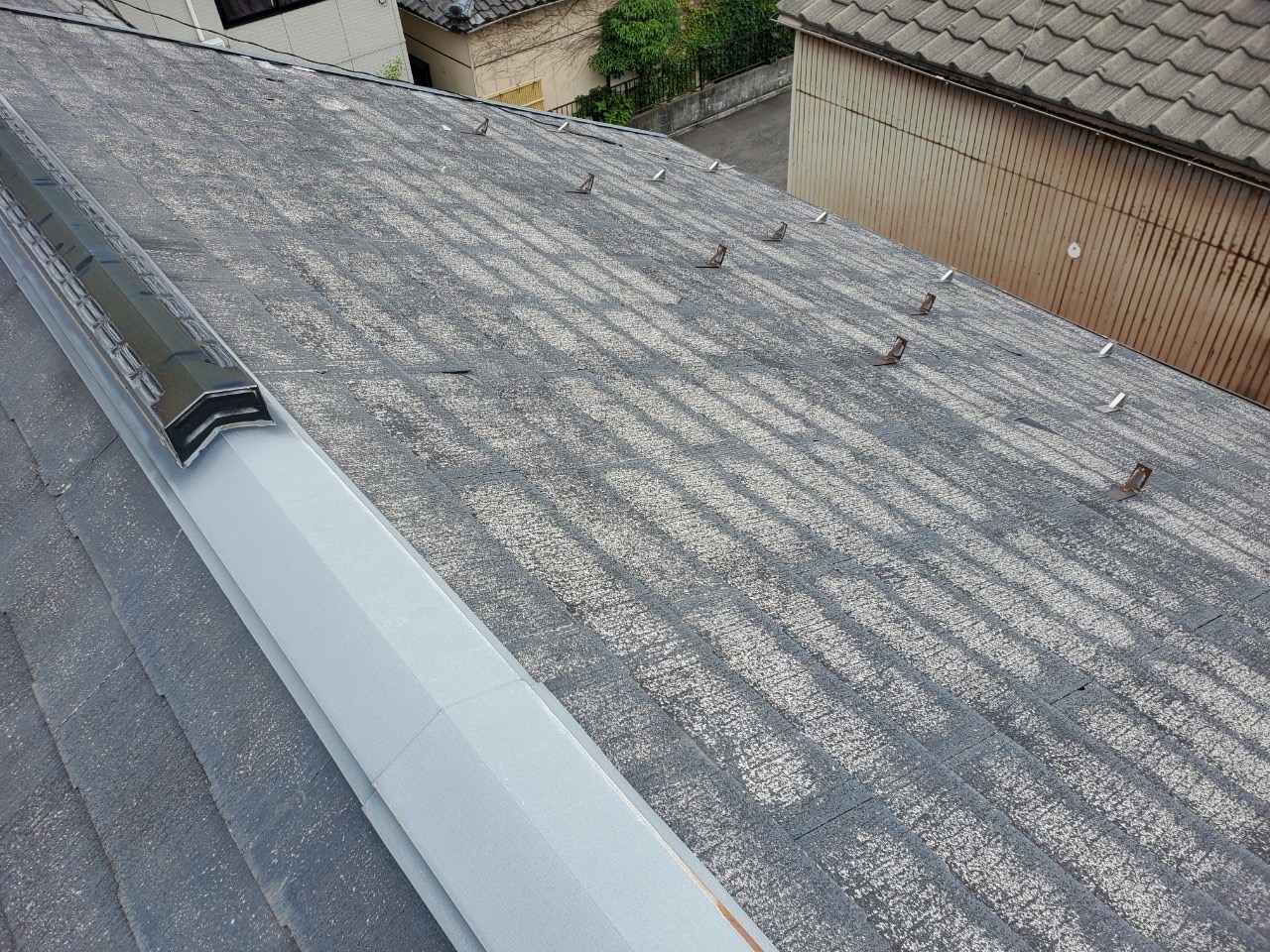 スレート瓦屋根から葺き替え検討　現地調査