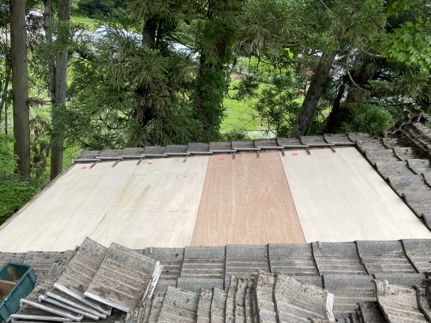 瓦屋根葺き直し工事