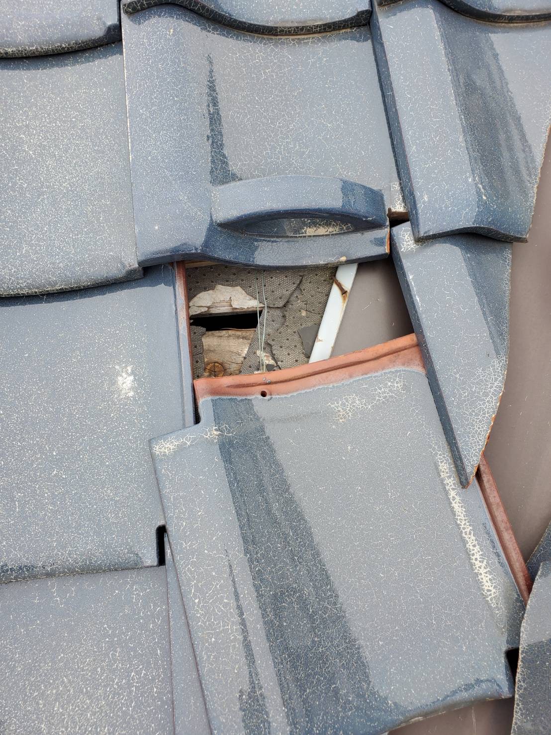 瓦屋根雨漏れ修繕