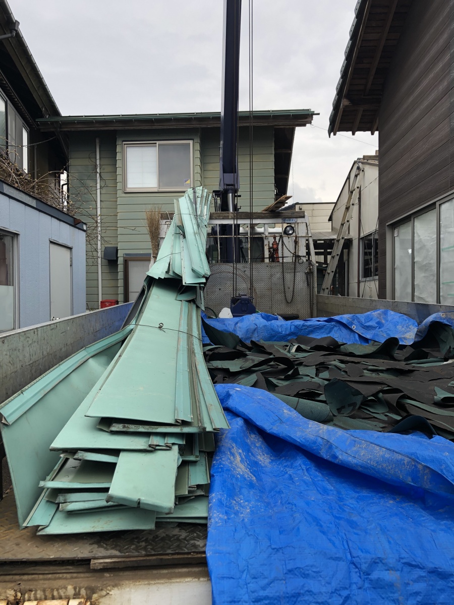 社屋の倉庫建て替え工事