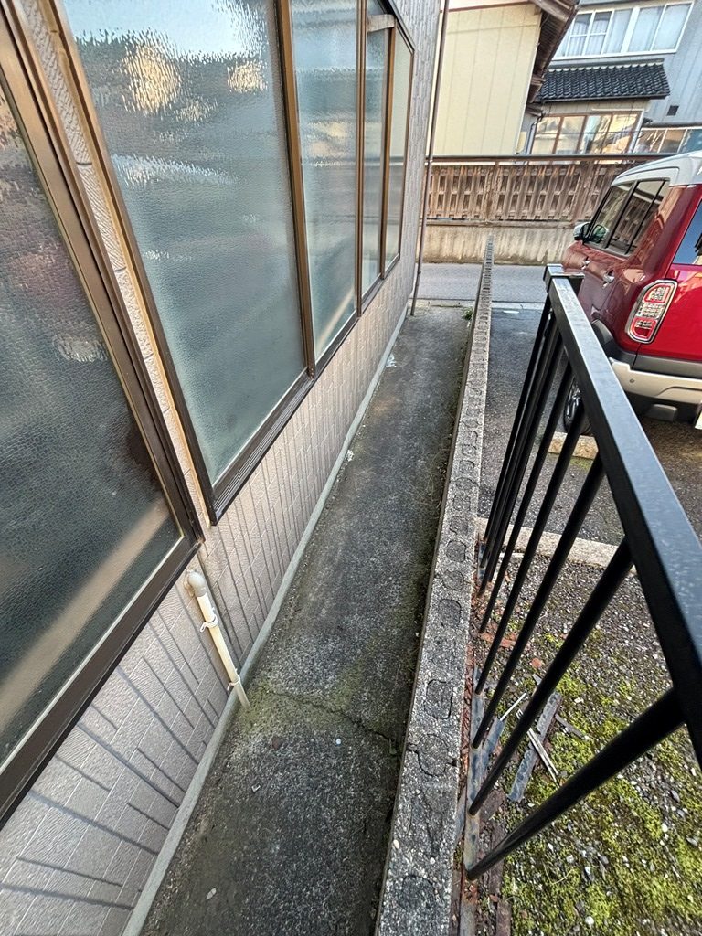 雨樋から雨漏れ　現地調査