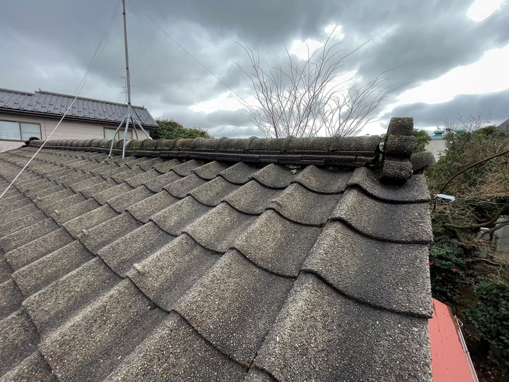 鬼瓦破損・棟瓦やり替え